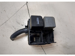 Блок реле  Ford Fusion 2002-2012      2S6T14A076BA    1.4