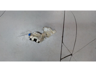 Замок багажника  Nissan Terrano 2 1993-2006       