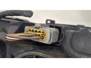 Фара передняя  Mercedes C W204 2007-2013 правая 