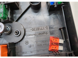 Блок предохранителей Volkswagen Tiguan 2007-2011