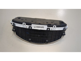 Панель приборов Cadillac Escalade 3 2006-2014