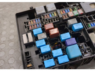 Блок предохранителей  Toyota Sequoia 2008-      827410C060   