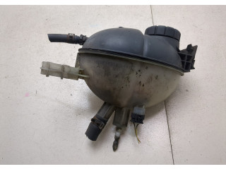 Бачок расширительный  Mercedes C W204 2006-2015 A2045000749   