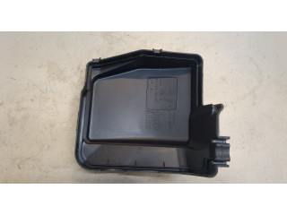 Крышка блока предохранителей Dacia Sandero 2013-2020