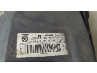 Фара передняя  Skoda Rapid 2012-2020 правая 