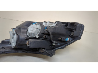 Фара передняя  Toyota Avensis 3 2008-2018 правая 