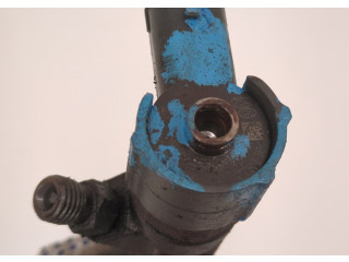 Форсунка топливная KIA Sorento BL 2002-2011 338004A500