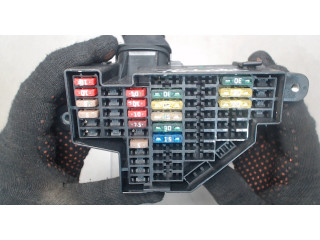 Блок предохранителей Volkswagen Jetta 5 2004-2010 3c2941823 1.9