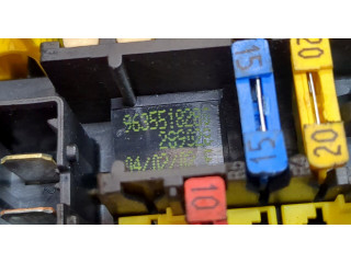 Блок предохранителей  Citroen Berlingo 1997-2002      9635518280   