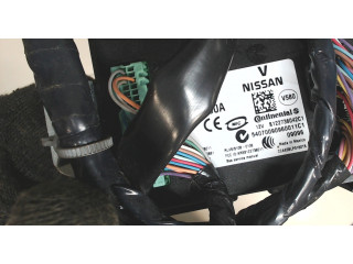 Блок комфорта Infiniti G 2006-2013 8122736042C1