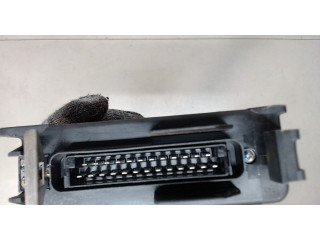 Блок управления двигателем Audi 80 (B3) 1986-1991