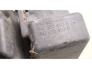 Бачок омывателя Volkswagen Tiguan 2007-2011