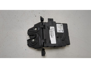 Замок багажника Jaguar XE 2015-