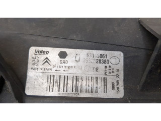 Фара передняя Citroen Berlingo 2008-2012 правая