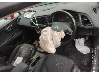 Генератор Seat Leon 3 2012-2016 04E90015A, 04E903015 3 1.4 бензин