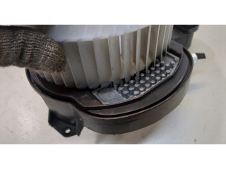 Моторчик печки Jaguar XE 2015-