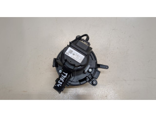 Моторчик печки  Citroen C4 Picasso 2016-2018        