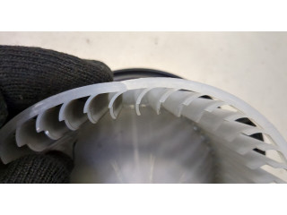 Моторчик печки Mazda 3 (BP) 2019- 8727001762 8727001762