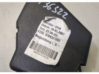 Блок предохранителей  Audi A6 (C6) Allroad 2006-2008      8D2941824      2.7