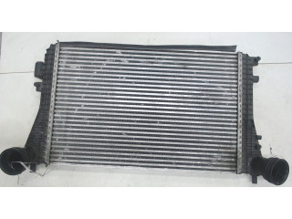 Интеркулер  Volkswagen Golf 5 2003-2009 1.9  1K0145803R    