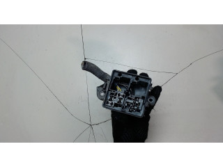 Блок реле  Toyota Sequoia 2008-      826640C010, 826690C020    5.7