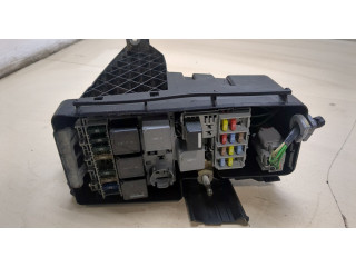 Блок предохранителей Volvo XC70 2000-2007 30797010