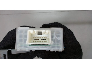 Блок комфорта  Ford Ranger 2006-2012      UN09675D2   