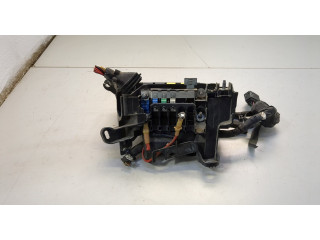 Блок предохранителей Mitsubishi Endeavor 2003-2011