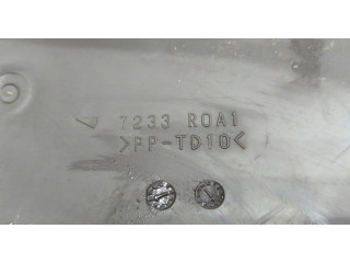 Блок предохранителей  Toyota Auris E15 2006-2012      8266202210   