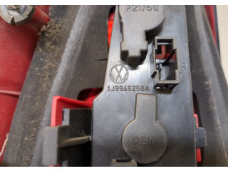 Задний фонарь          