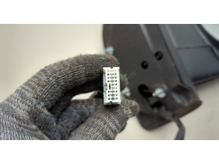 Зеркало боковое Infiniti QX56 2004-2010 правое