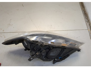 Фара передняя  Ford Focus 2 2008-2011 правая 