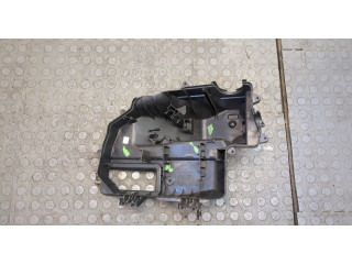 Крышка блока предохранителей  Audi A6 (C6) 2005-2011      4F2907355A     2.8