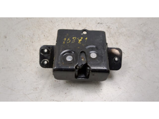 Замок багажника  Chevrolet Tahoe 2006-2014       