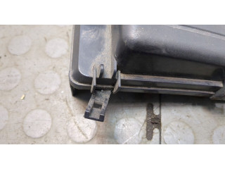 Крышка блока предохранителей  Honda Ridgeline 2005-2012         