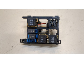 Блок реле Volkswagen Caddy 2010-2015 7N0937503