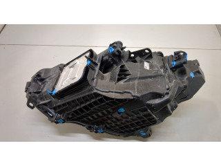 Фара передняя  Volvo XC40 правая 