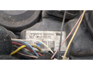 Фара передняя  Volvo V70 2001-2008 правая 