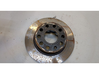 Диск тормозной Skoda Octavia (A5) 2004-2013 задний 1K0615601AB