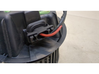 Моторчик печки Dacia Duster 2010-2017