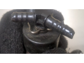 Форсунка топливная  Renault Trafic 2001-2014    0445110230     