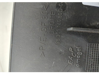 Блок предохранителей  Peugeot 406 1999-2004         