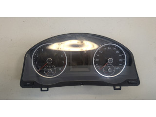Панель приборов  Volkswagen Tiguan 2007-2011       5N0920961A     