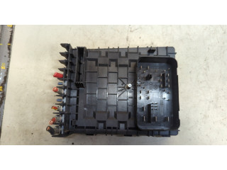 Блок предохранителей  Skoda Yeti 2013-2018         