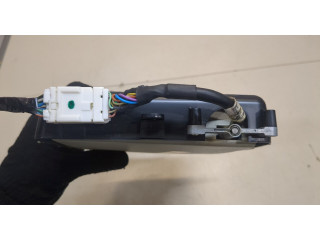 Дисплей мультимедиа Infiniti QX56 2004-2010 96980ZC04D