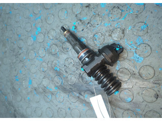 Форсунка топливная Volkswagen Golf 4 1997-2006 038130073AJ, 038130079CX