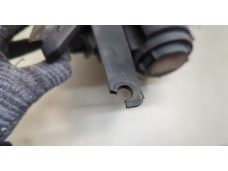 Фара передняя  Mazda 3 (BK) 2003-2009 левая 