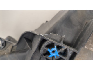 Фара передняя  Peugeot 207 левая 