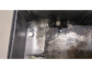 Клапанная крышка двигателя ДВС Mitsubishi Pajero / Montero 2000-2006 3.2