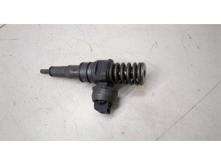 Форсунка топливная  Skoda SuperB 2001-2008    038130073BA, 038130079FX     